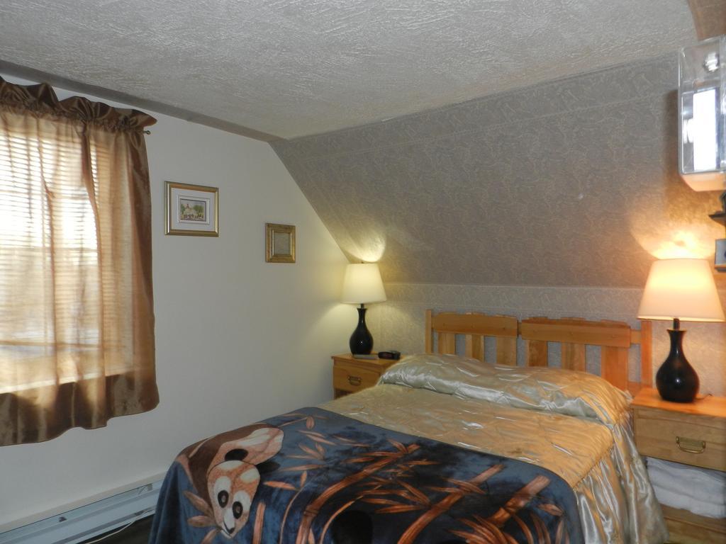 Auberge Chez Caro Sacre-Coeur Quarto foto